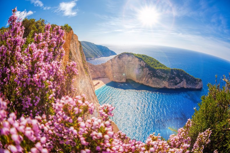Пять причин отправиться в Грецию этим летом